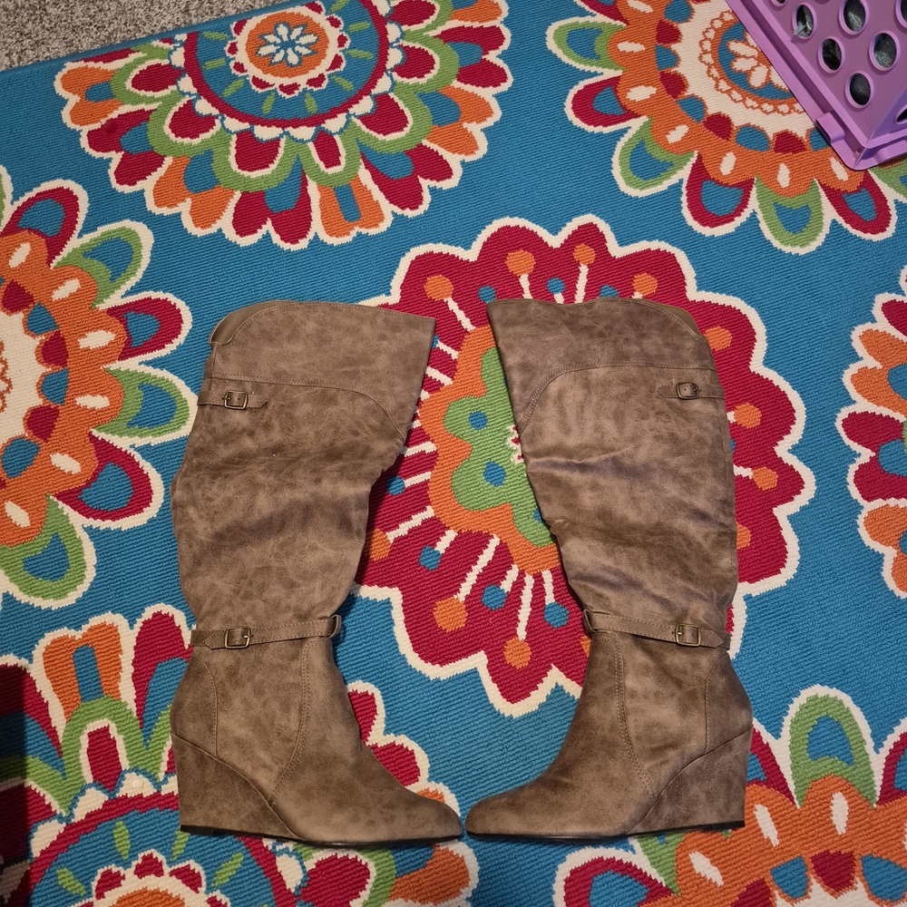 Brown Knee-High Wedge Boots